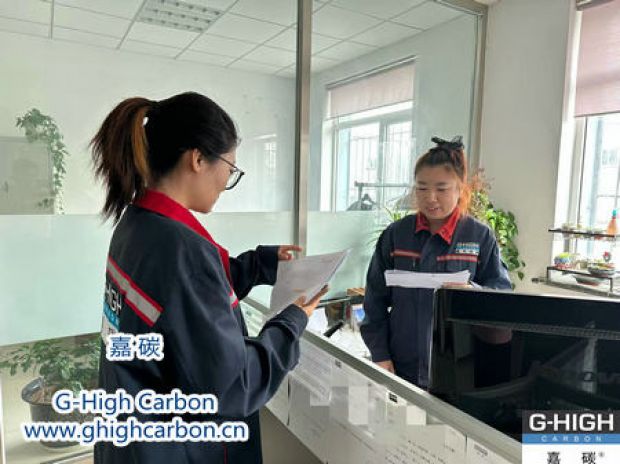 不斷提高，服務客戶