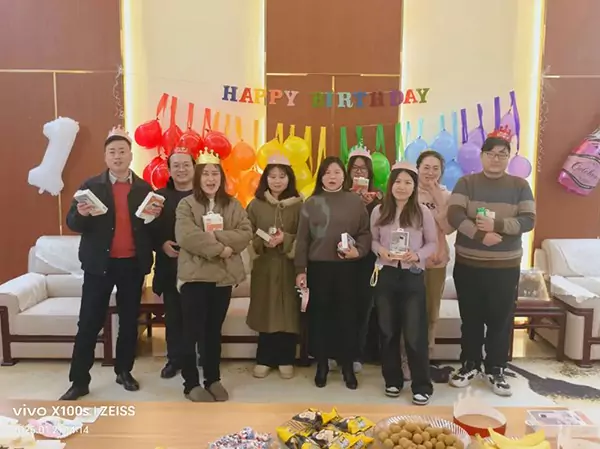 用心、暖心、開(kāi)心，2025年第一個(gè)生日會(huì)！